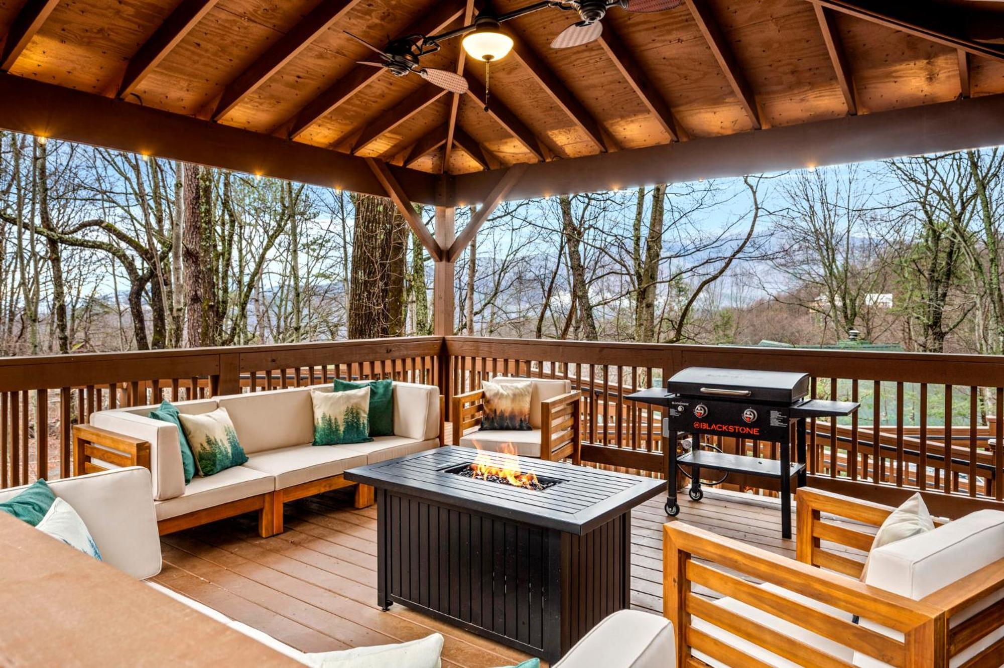 1Mile Downtown, Handicap Ramp, Hot Tub, Game Room Gatlinburg Eksteriør billede