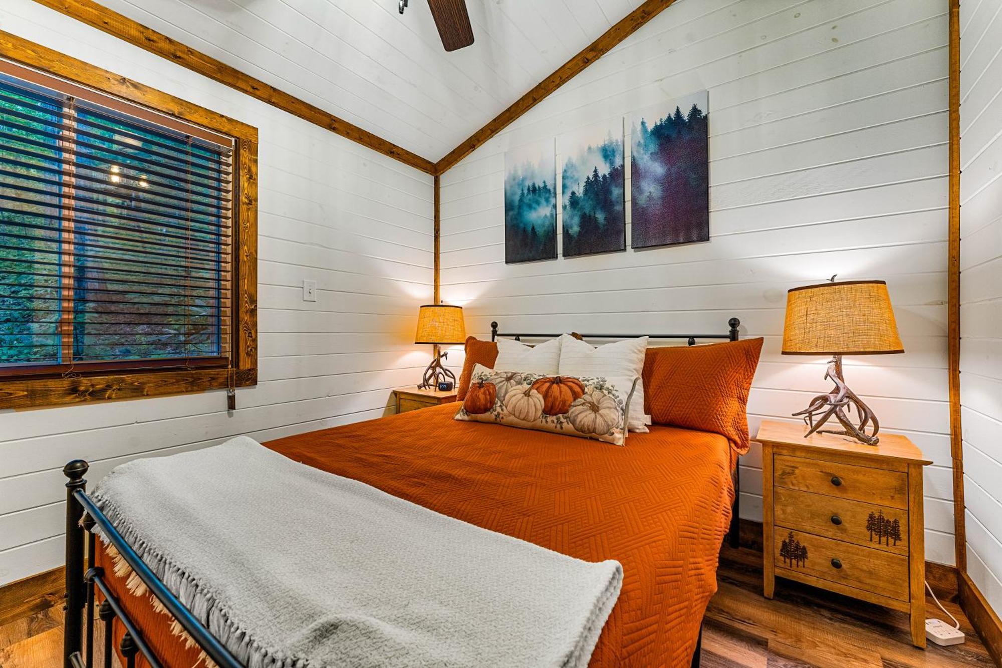 1Mile Downtown, Handicap Ramp, Hot Tub, Game Room Gatlinburg Eksteriør billede