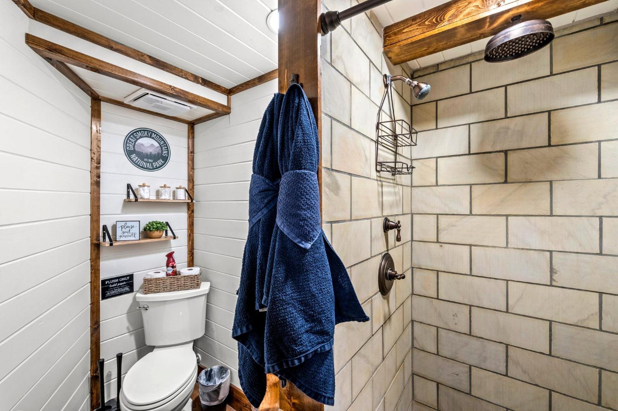 1Mile Downtown, Handicap Ramp, Hot Tub, Game Room Gatlinburg Eksteriør billede