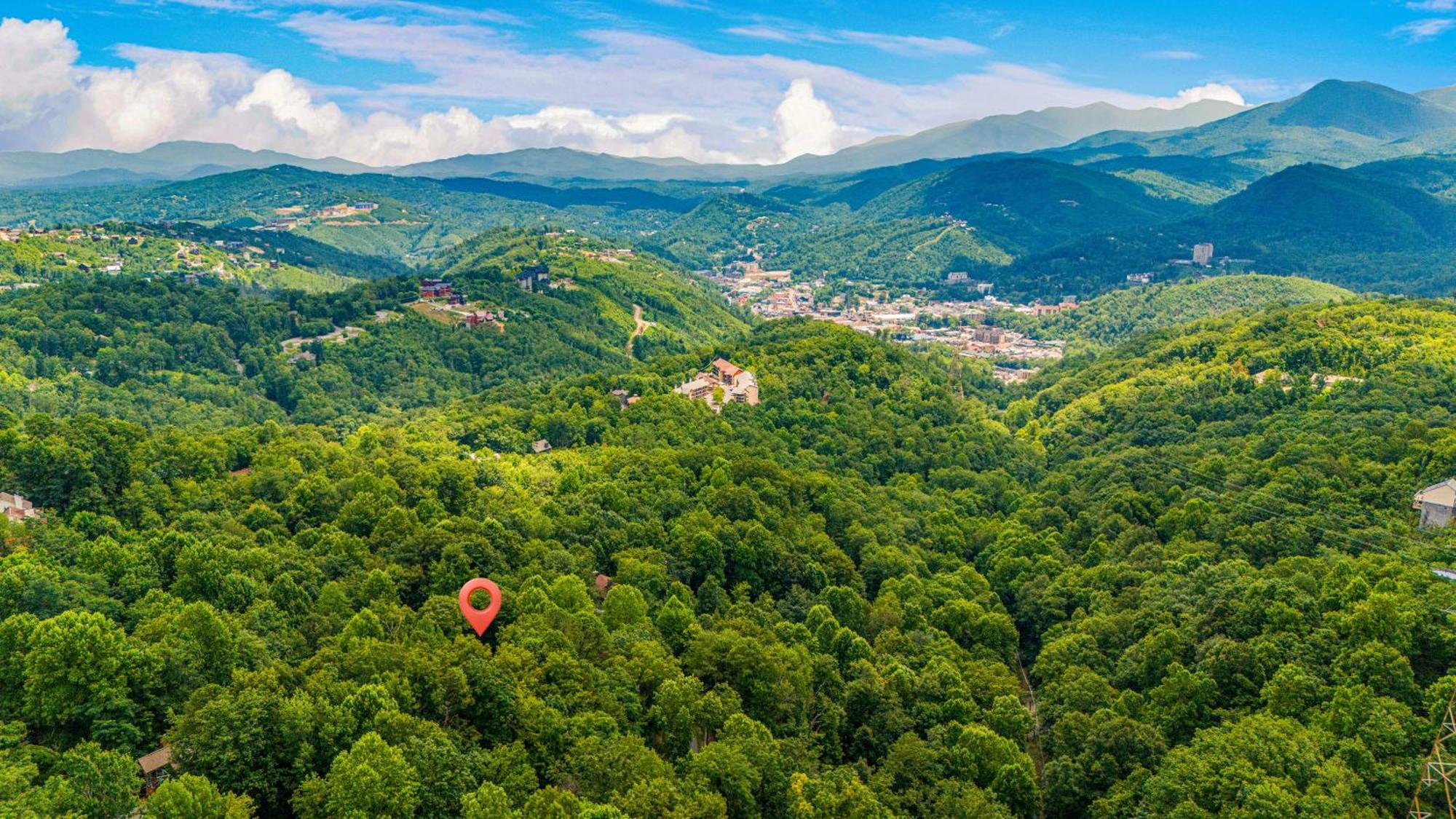 1Mile Downtown, Handicap Ramp, Hot Tub, Game Room Gatlinburg Eksteriør billede