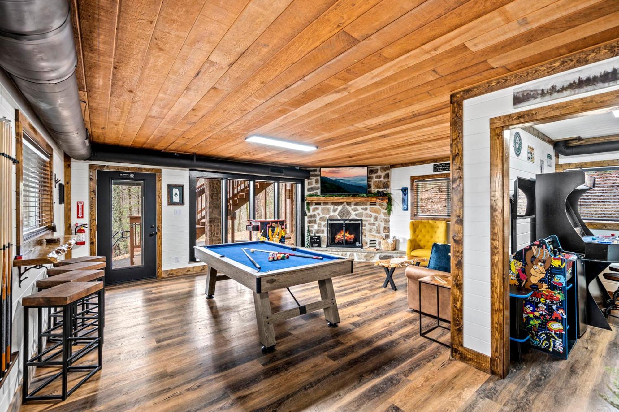 1Mile Downtown, Handicap Ramp, Hot Tub, Game Room Gatlinburg Eksteriør billede