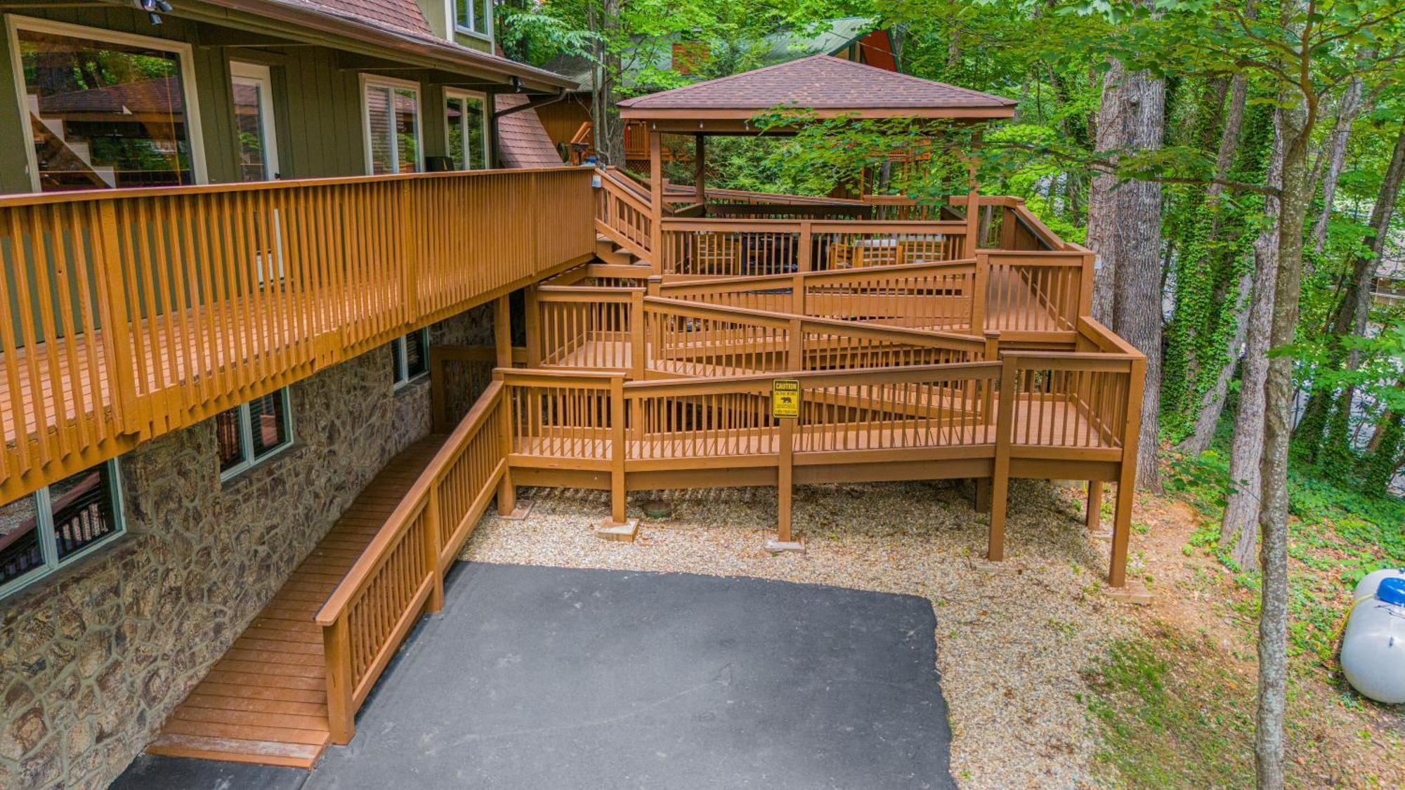 1Mile Downtown, Handicap Ramp, Hot Tub, Game Room Gatlinburg Eksteriør billede