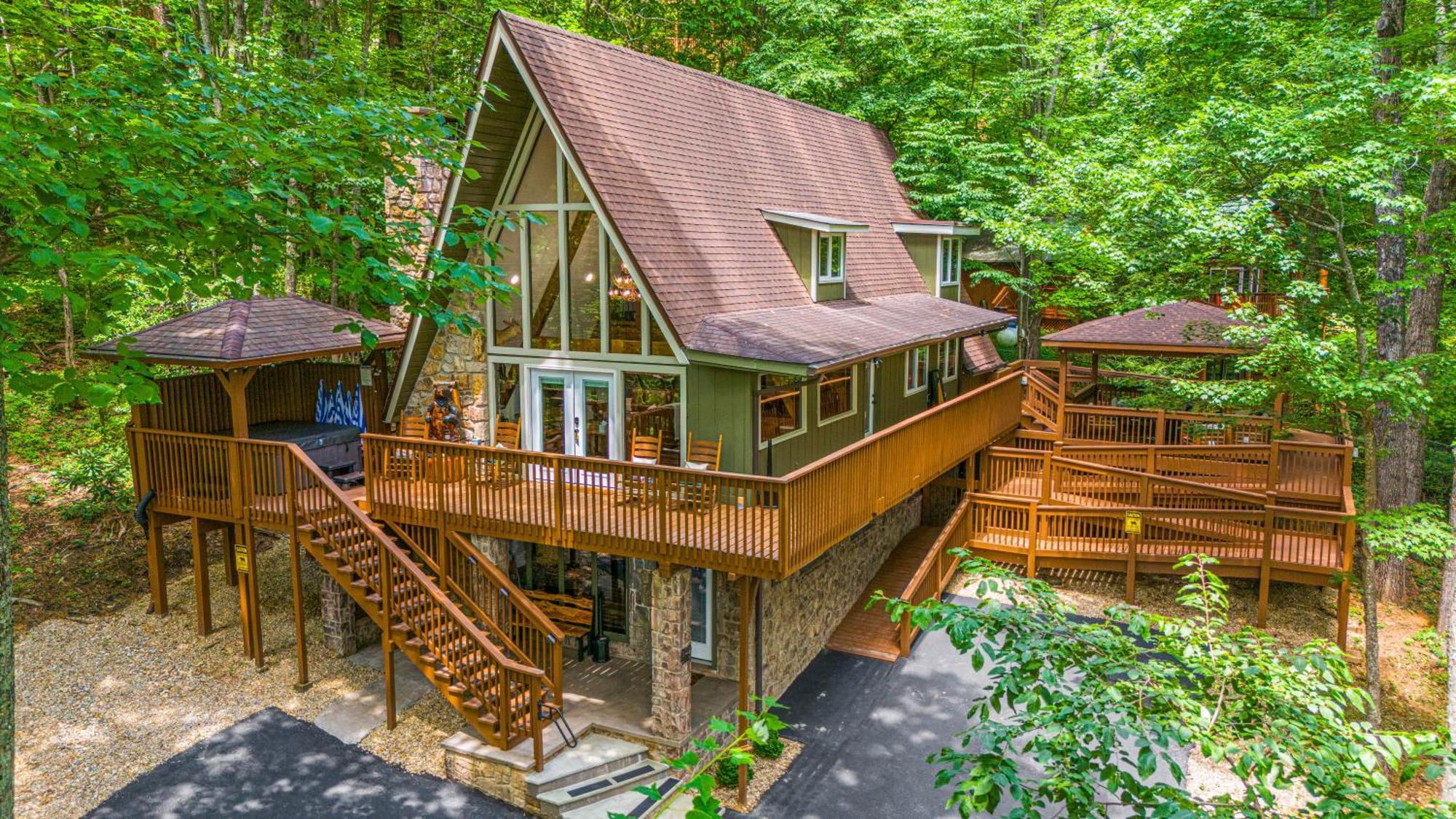 1Mile Downtown, Handicap Ramp, Hot Tub, Game Room Gatlinburg Eksteriør billede